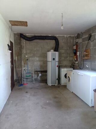  Maison à vendre 8 pièces 200 m² Hiersac