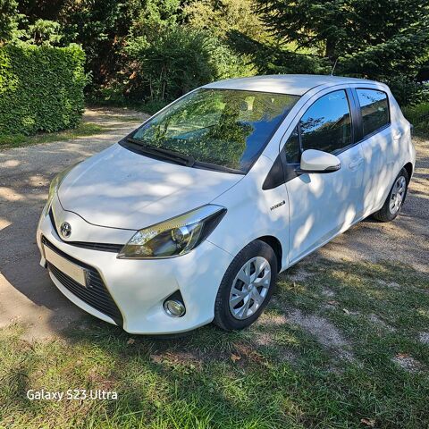 Toyota Yaris 100h Dynamic 2014 occasion Gradignan 33170