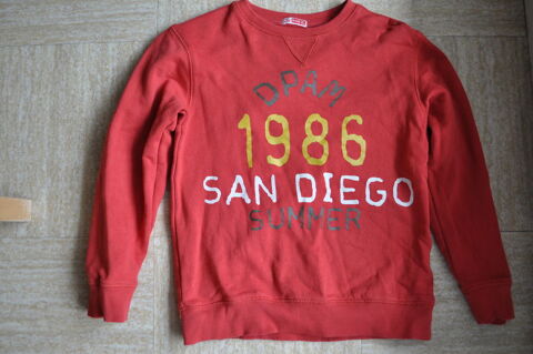 Sweat rouge DPAM 10 ans quasi neuf 6 Paris 20 (75)