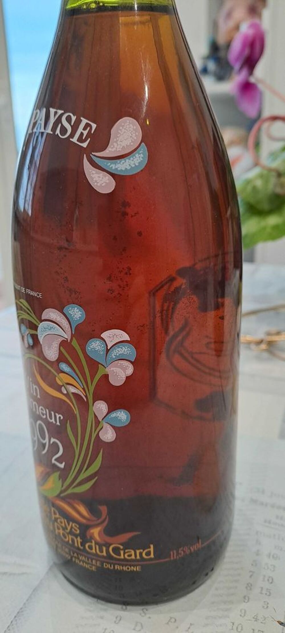 bouteille d&eacute;cor&eacute;e 