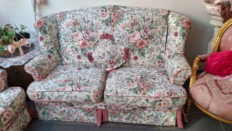 salon anglais 2 places avec ses 2 fauteuils 400 Sainte-Genevi�ve (60)