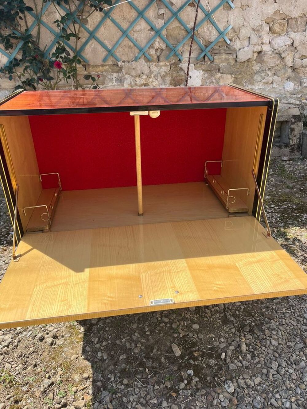 Meuble bar vintage en bois verni Meubles