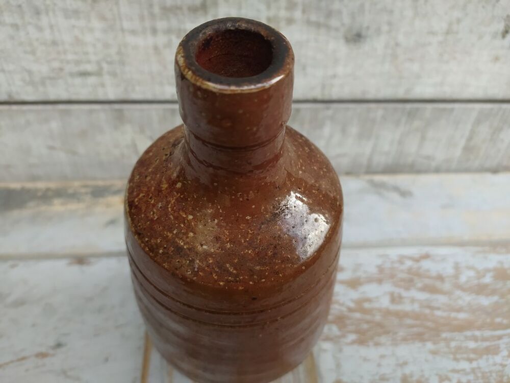 Ancienne Bouteille &Eacute;vas&eacute;e Vase Gr&egrave;s Brun Décoration