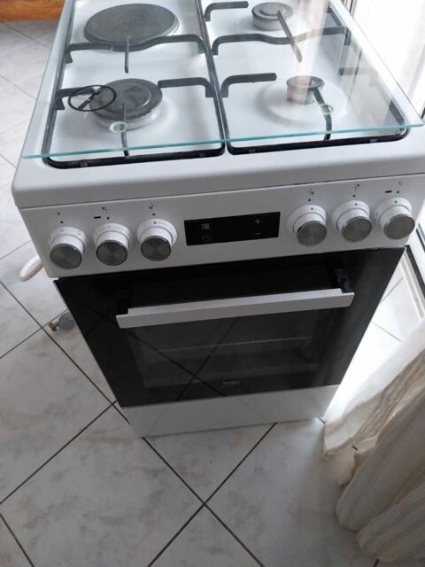 ,+tres+joli+gazini�re,+conneuve 150 Marseillan (34)