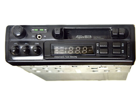 Poste de Radio Cassettes Stéréo Voiture. 50 Alfortville (94)