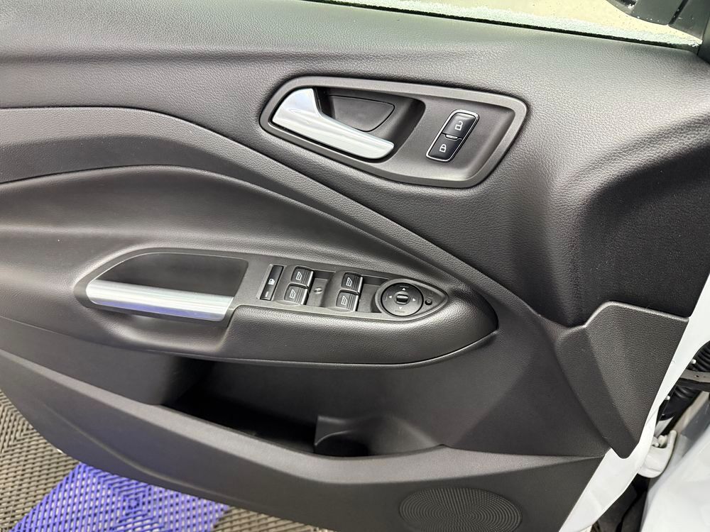 Kuga 2.0 TDCi 150 S&S 4x4 Titanium 2015 occasion 69120 Vaulx-en-Velin