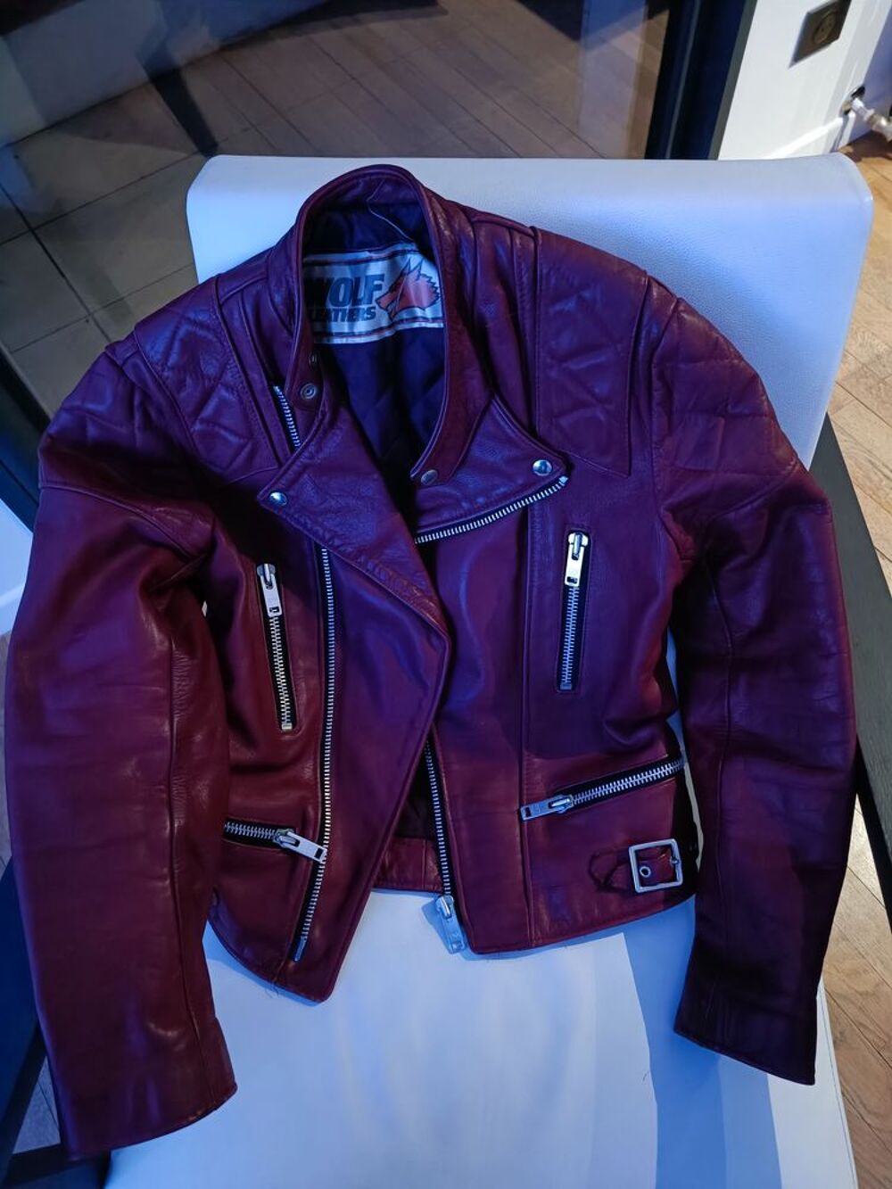 Blouson en cuir vintage Wolf Leathers en parfait &eacute;tat Vêtements