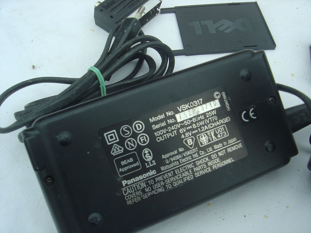 CAMESCOPE PANASONIC R33
Photos/Video/TV