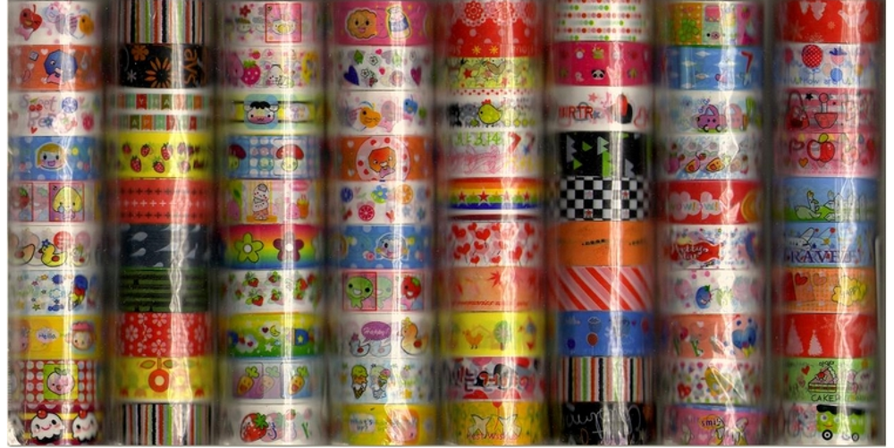#Lot tt &agrave; 1eur# Lot_2 Stylo Parapluie +Rouleaux D&eacute;co Livres et BD