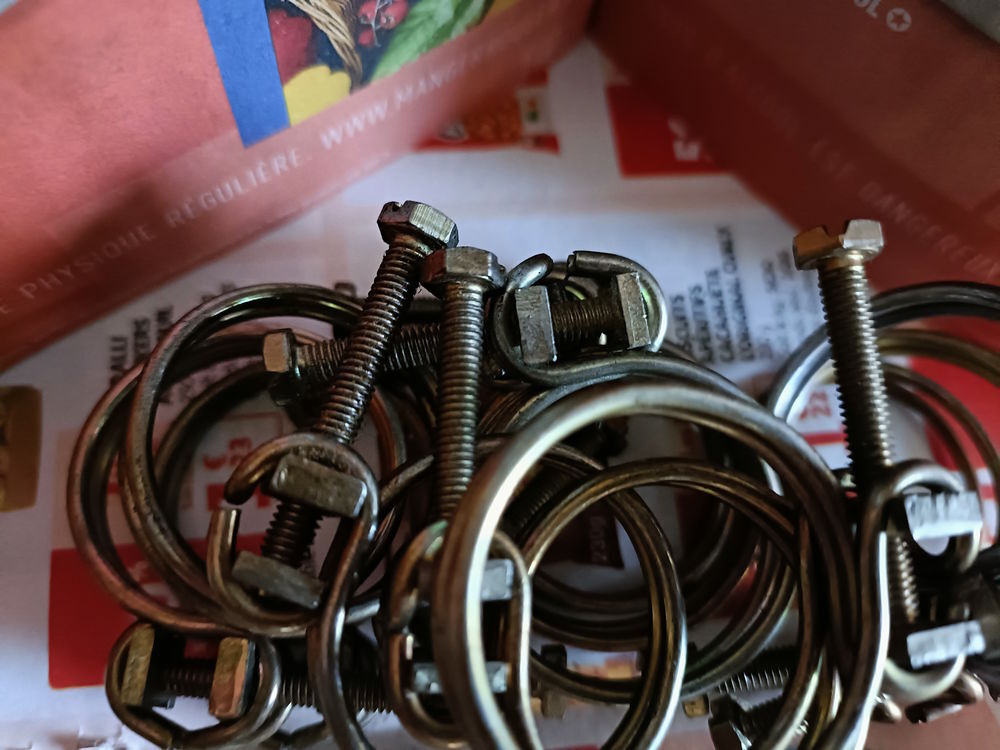 12 Colliers serrage &agrave; fils inox 24-28mm,collier de serrage t Bricolage