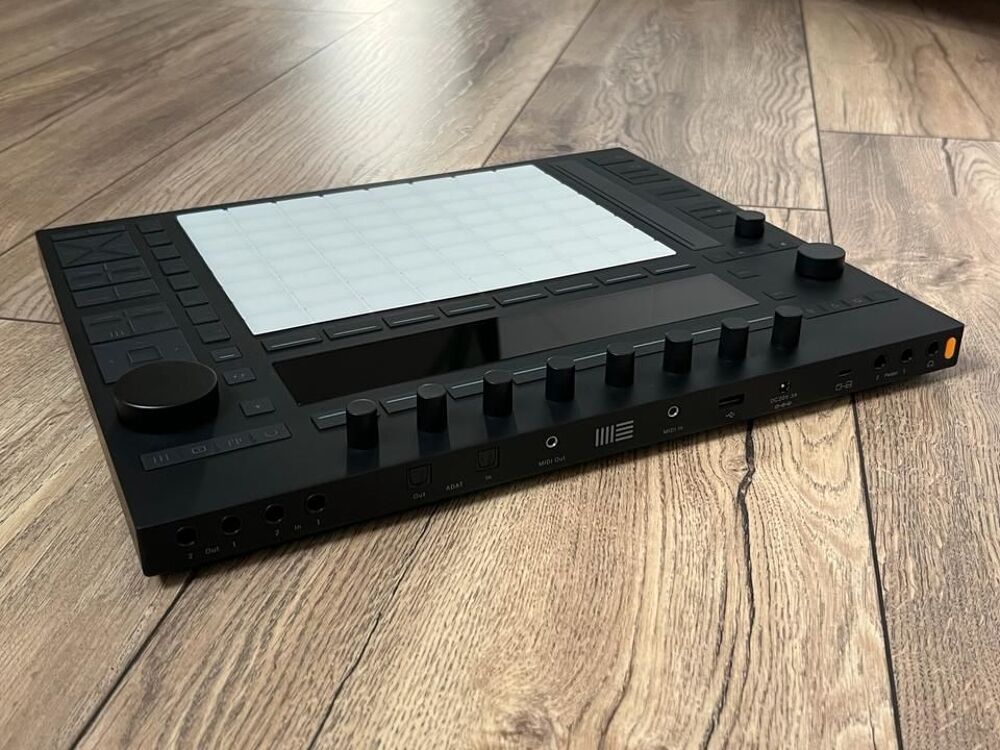 Ableton push 3 contr&ocirc;leur Instruments de musique