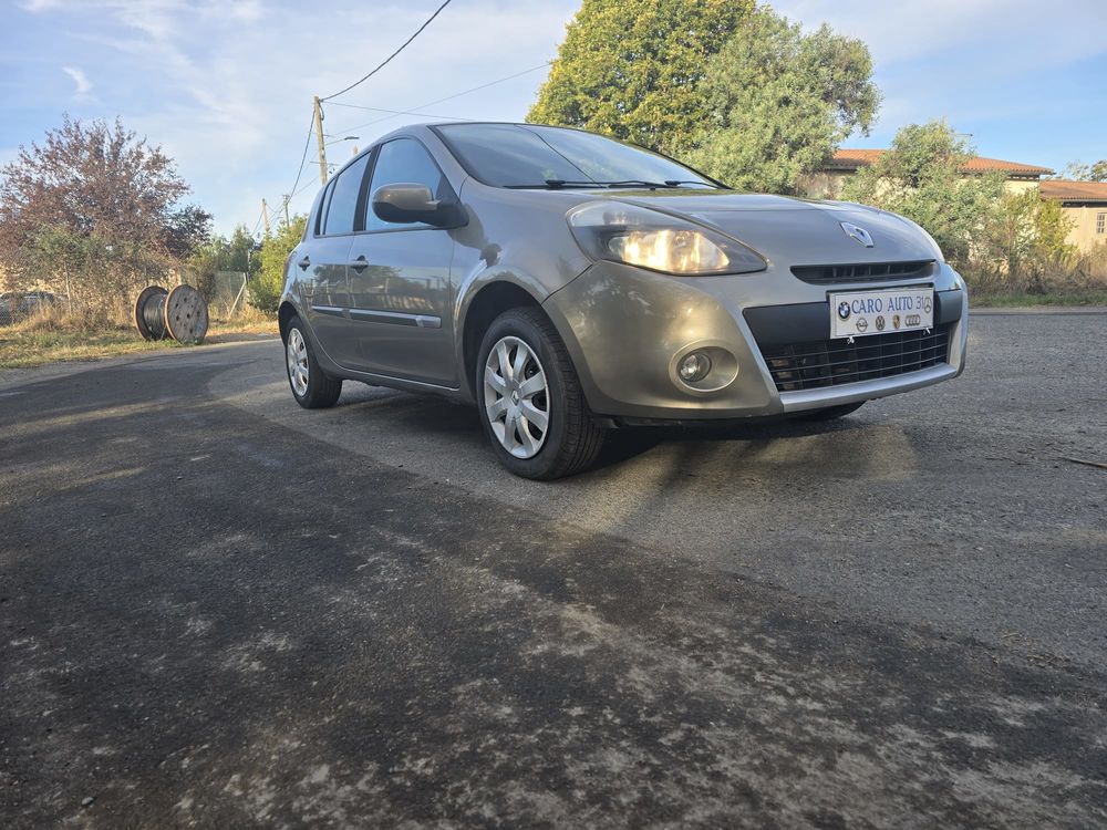 Clio III 1.5 dCi 105 eco2 Dynamique (6 CV) 2009 occasion 31140 Aucamville