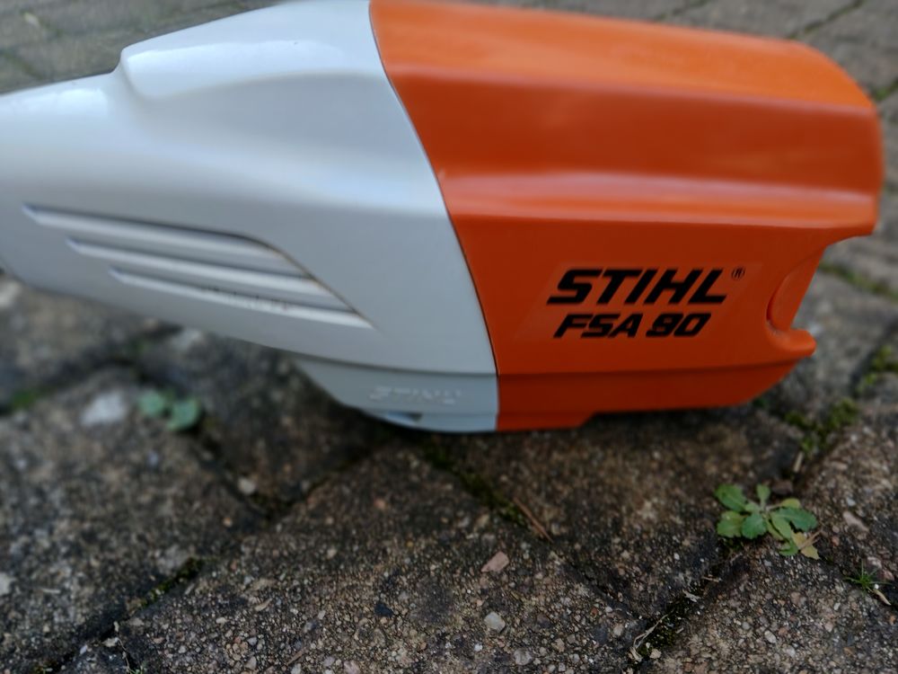 DEBROUISSAILLEUSE A BATTERIE Bricolage