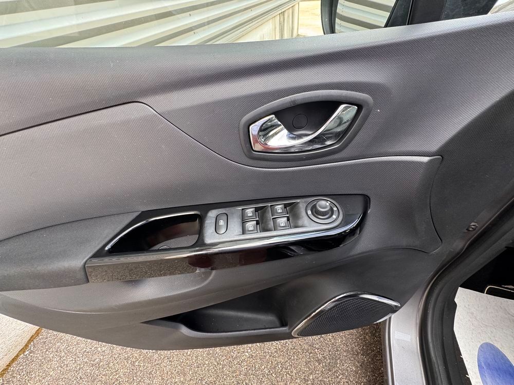 Captur TCe 120 Intens EDC 2013 occasion 84290 Sainte-C&eacute;cile-les-Vignes