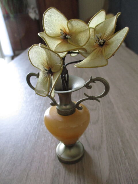 Petit vase en onyx + fleurs tissus 5 Saint-Ouen (41)