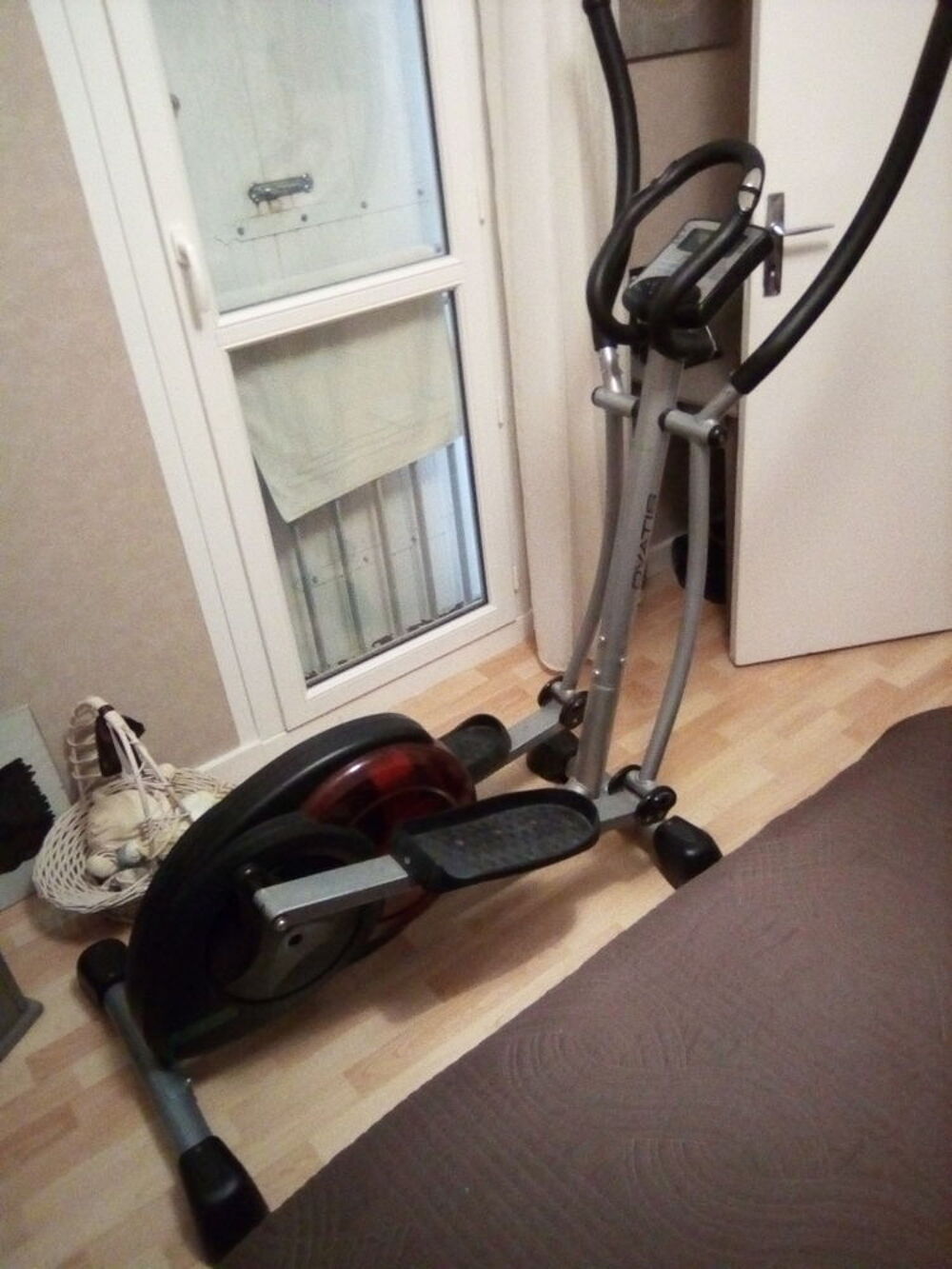 VELO ELLIPTIQUE Vélos