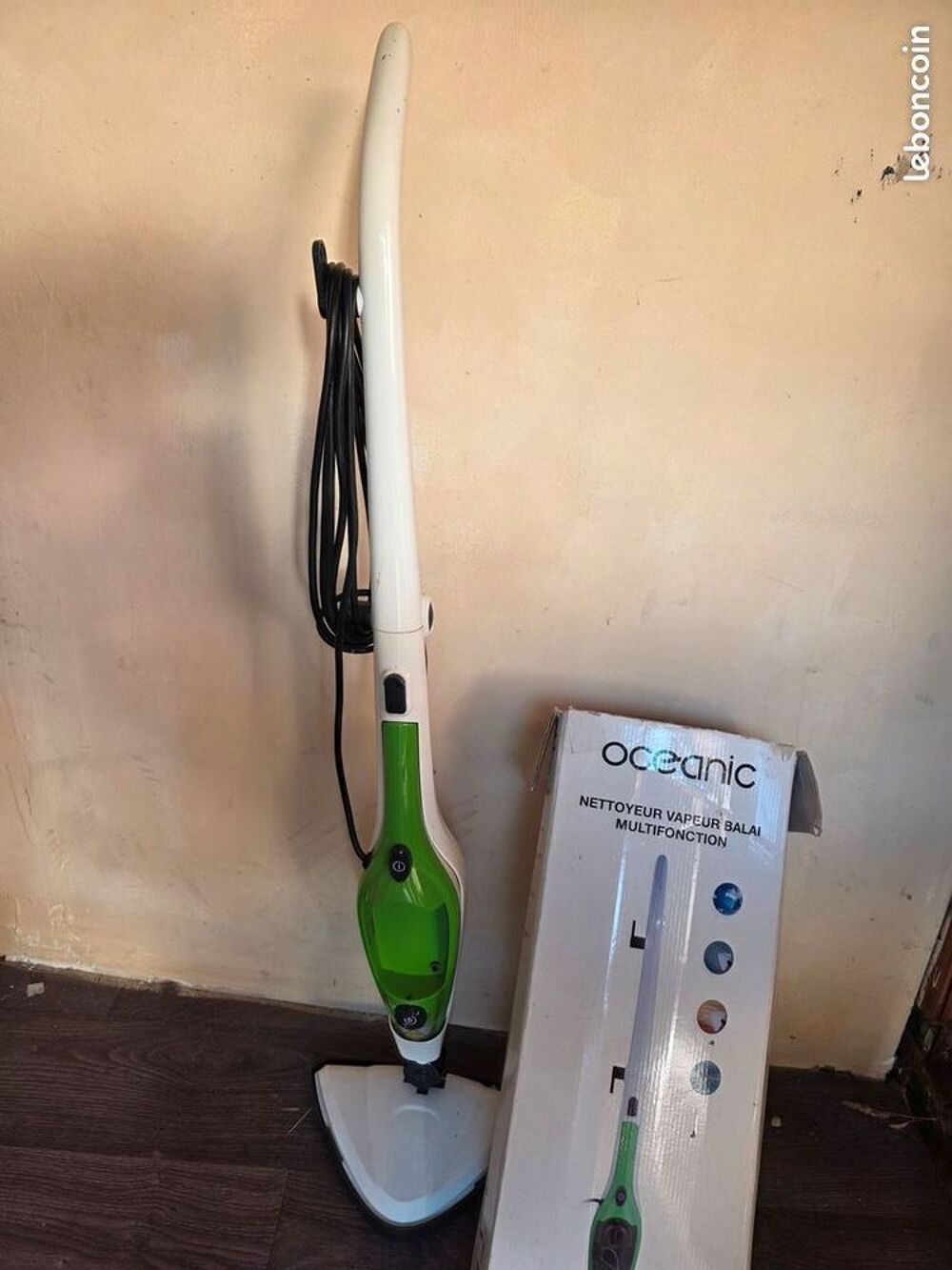 Nettoyeur vapeur balai Electroménager