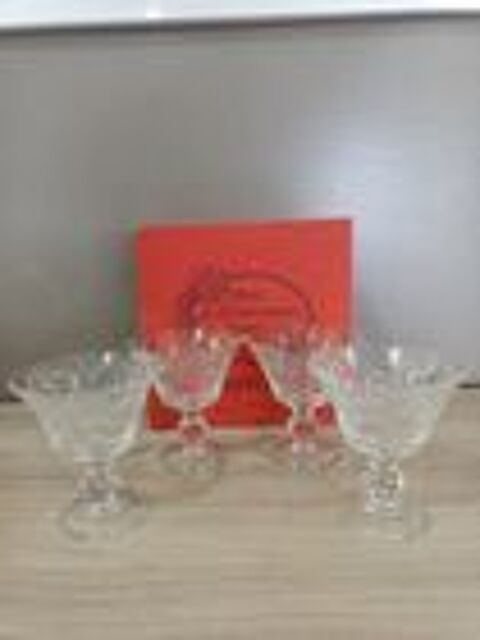  4 coupes � dessert Luminarc grav�s ? 17.5 Surville (27)