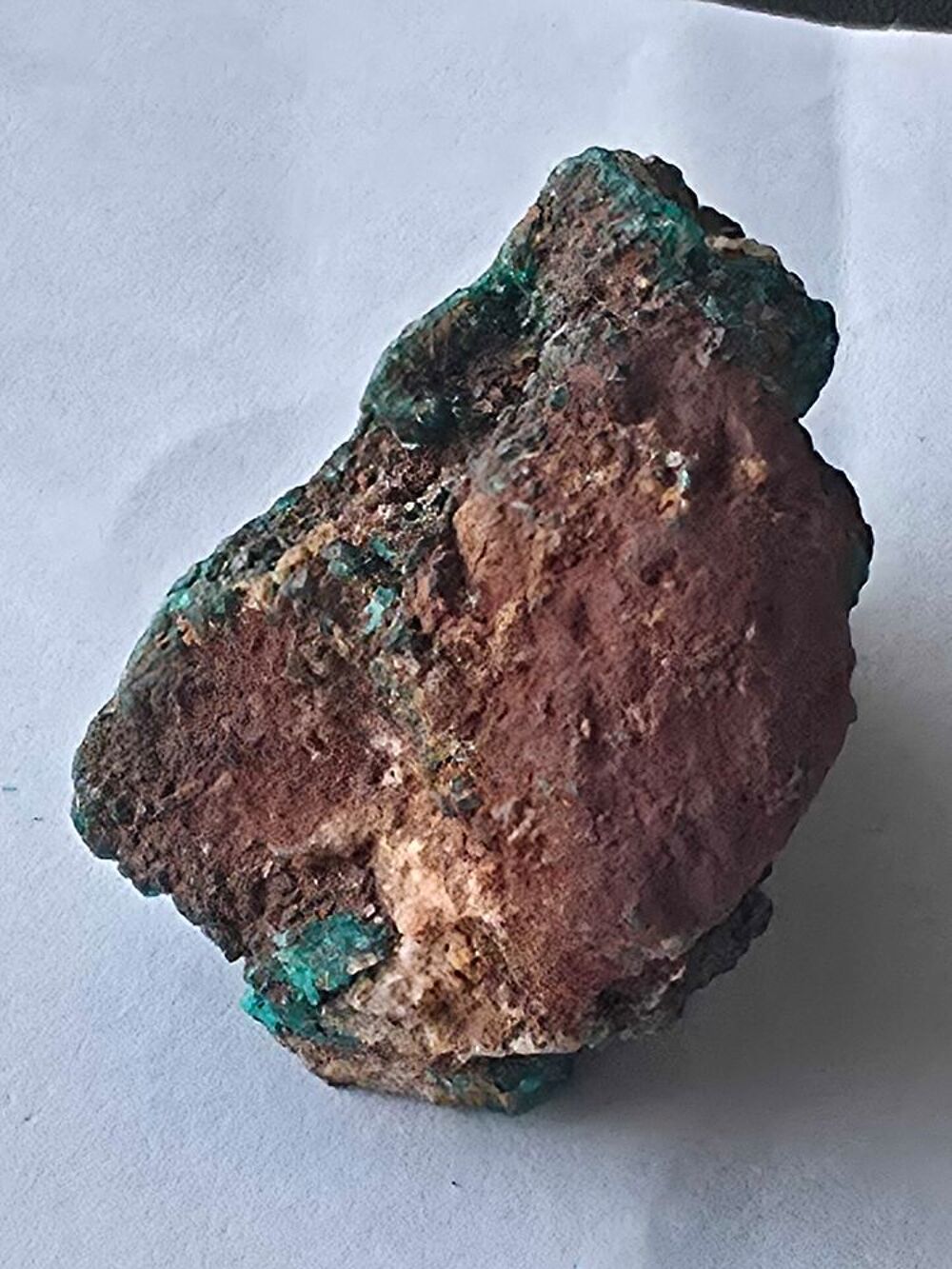 Superbe Dioptase-Cristaux Vert Emeraude Intenses-Katanga RDC-35g 
