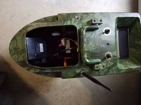 Bateau amorceur Anatec 275 Reims (51)