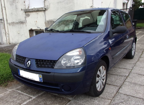 Renault Clio II Clio 1.2i RTE 2001 occasion Stiring-Wendel 57350