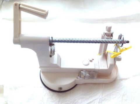 Eplucheur, videur, trancheur pour fruits lgumes 12 Villeurbanne (69)