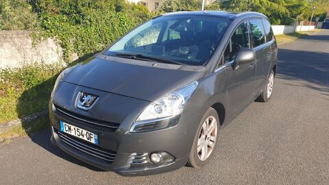 Peugeot 5008 2.0 HDi 150ch FAP BVM6 Active 5pl 2012 occasion Le Pian-Médoc 33290