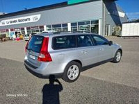 V70 D5 - 185 AWD Momentum 2009 occasion 69320 Feyzin