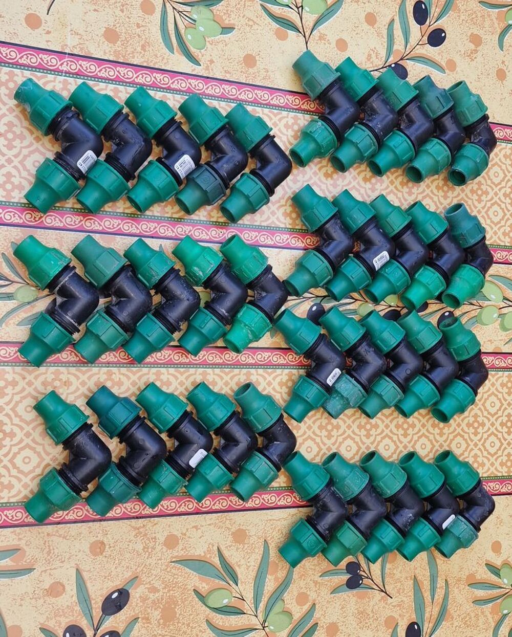 35 Raccords coud&eacute; pour arrosage 16mm Jardin