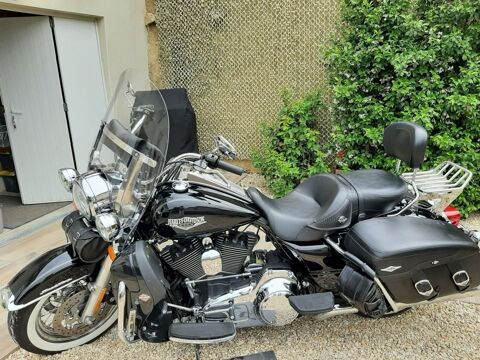 Moto HARLEY-DAVIDSON 2015 occasion Belleneuve 21310