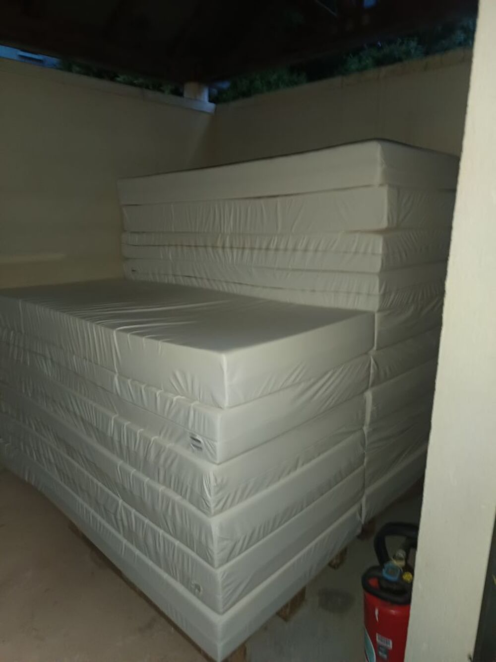 Matelas orthop&eacute;dique et g&eacute;riatrique Meubles