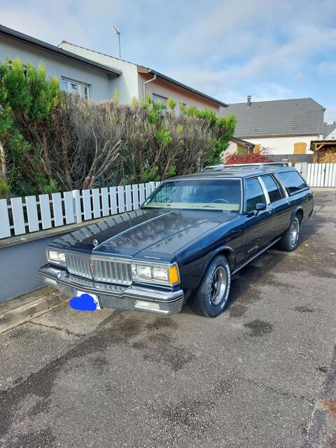 Pontiac Divers Parisienne Safari 1985 occasion Niffer 68680