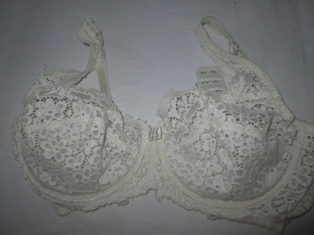 Lot de 3 soutien-gorges 85C Vtements