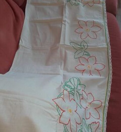 Tissu pour rebord de chemin�e 5 Saint-Marcel (71)