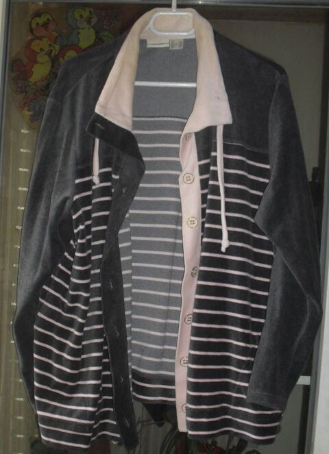 Gilet manches longues Gris � rayures roses T52/54 18 Montreuil (93)