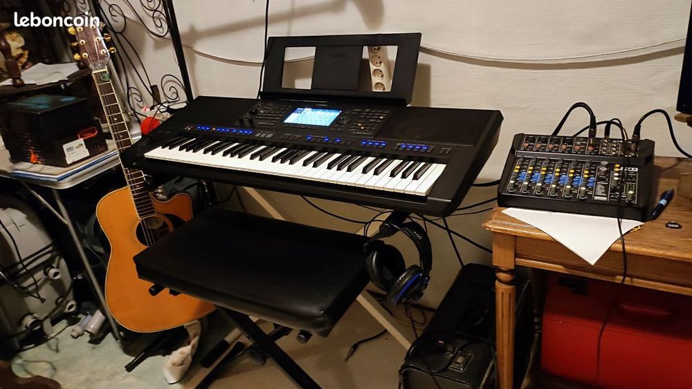Clavier Yamaha psr sx900 Instruments de musique