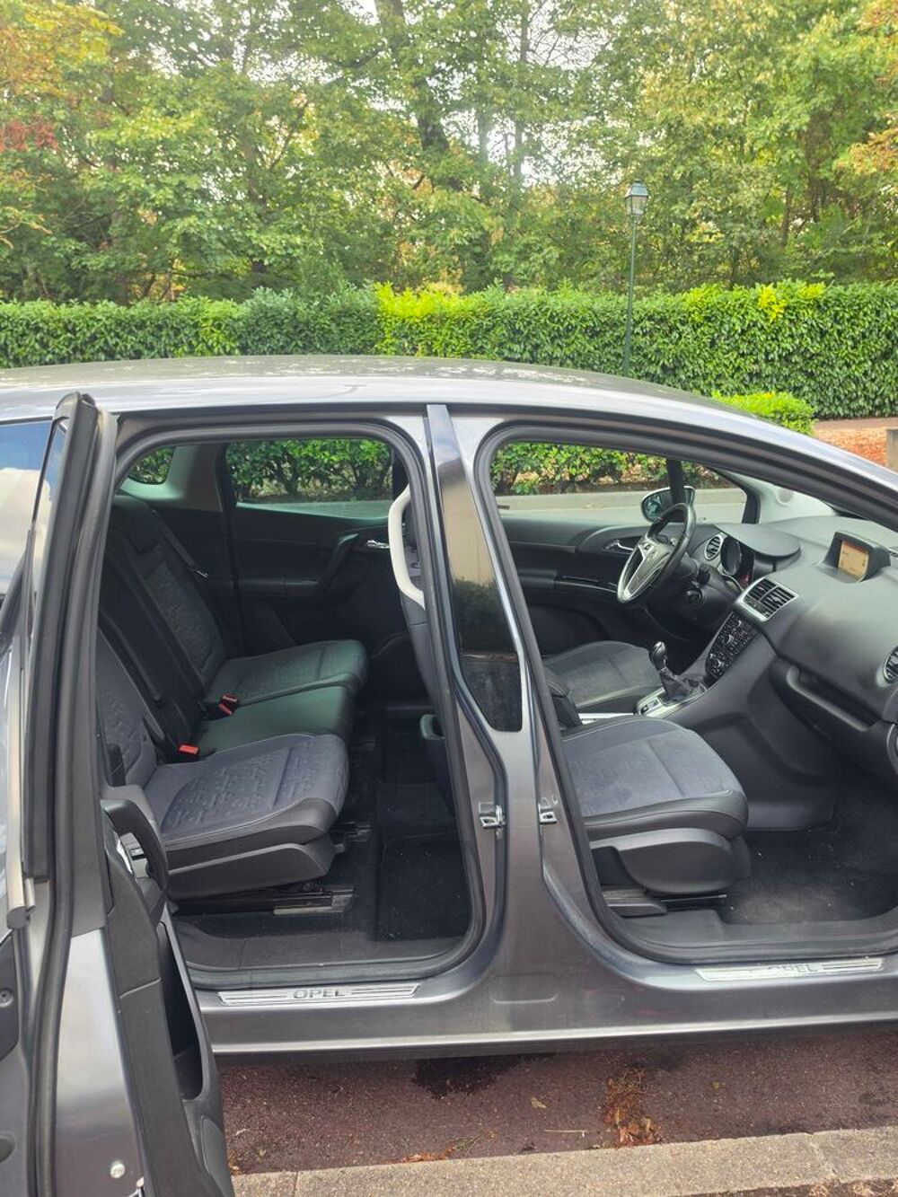 Meriva 1.6 CDTI - 110 ch Start/Stop Cosmo Pack 2016 occasion 92210 Saint-Cloud