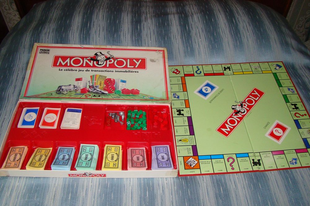 Jeu de Monopoly vintage ann&eacute;es 1990 Jeux / jouets