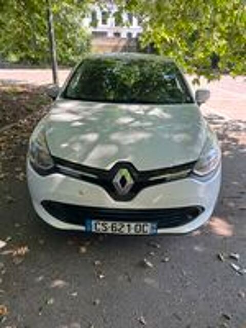 Clio IV dCi 75 eco2 Expression 2013 occasion 08000 Charleville-M&eacute;zi&egrave;res