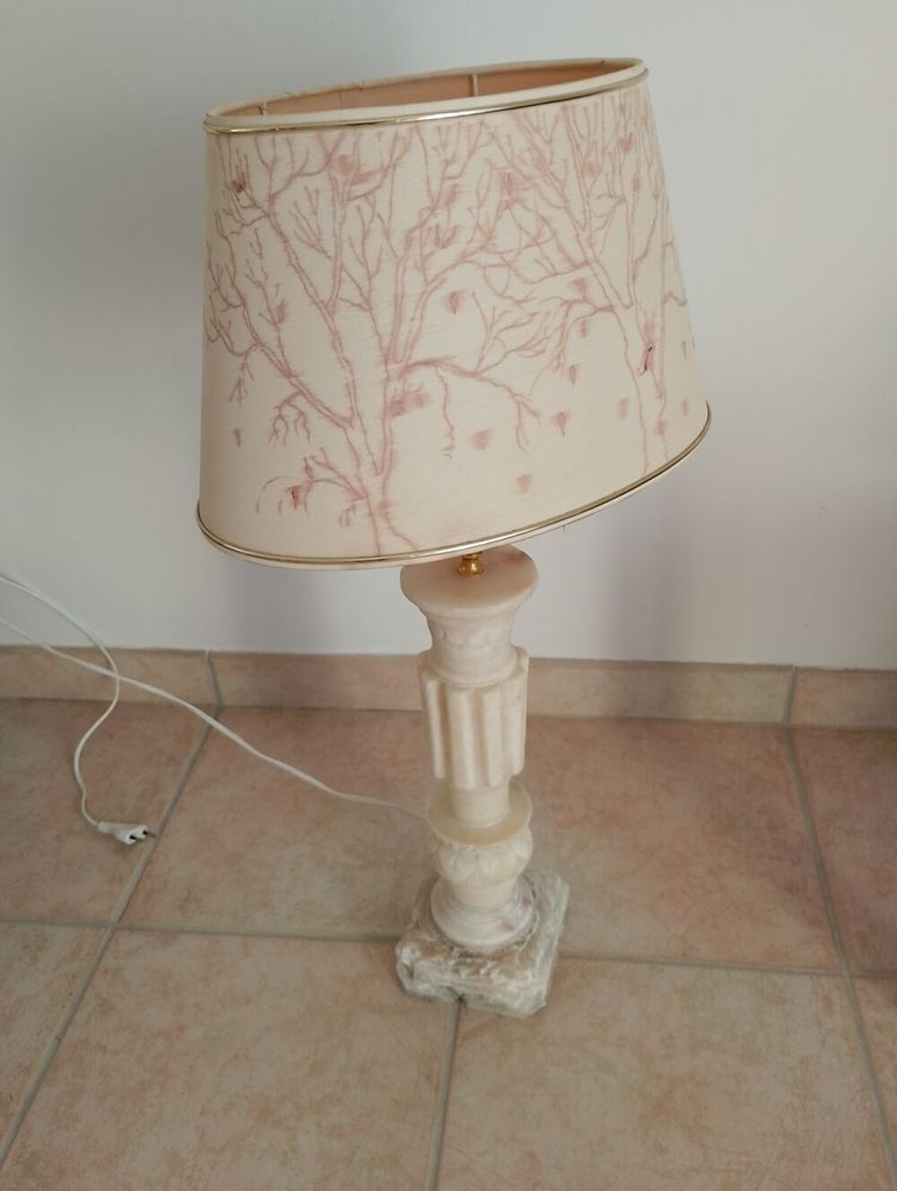 Lampe pied albatre Décoration