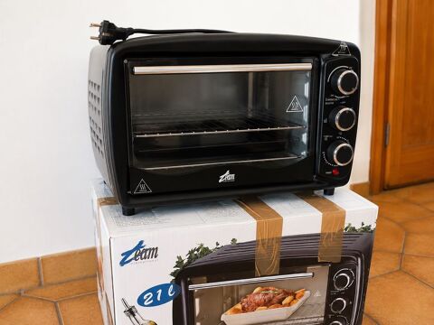 Four électrique Zeam 21 L. Avec boîte d'origine 70 Gaillon (27)