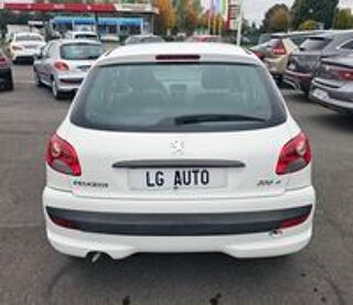 206 + 1.1e 60ch Urban 2010 occasion 77515 Faremoutiers