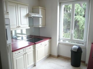  Appartement à louer 3 pièces 60 m²