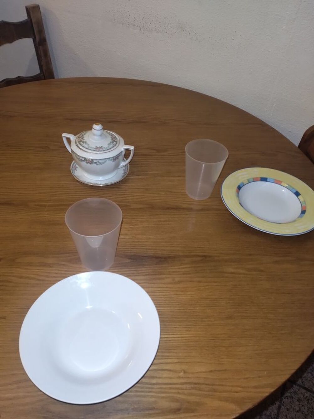 Table a manger Meubles