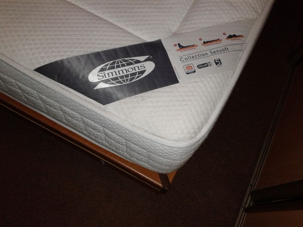Matelas + sommier Meubles