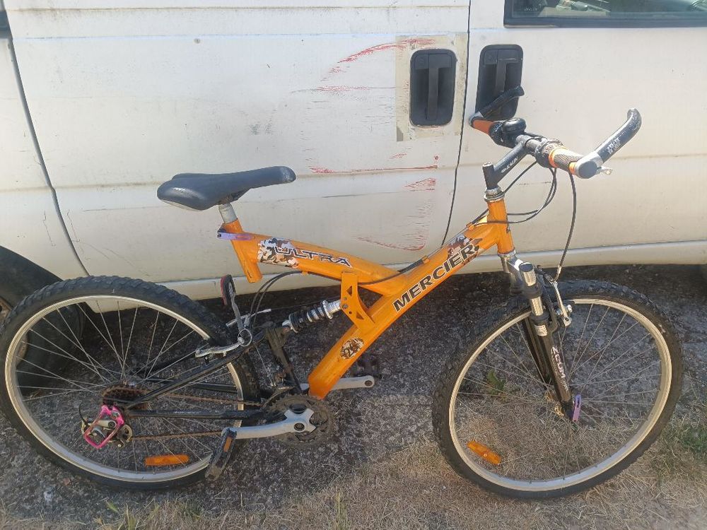 V&eacute;lo VTT tout Suspendu 26 pouces Vélos