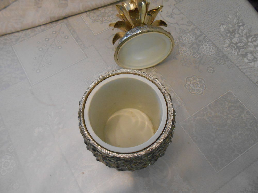 pot a glacons a nananas vintage Décoration
