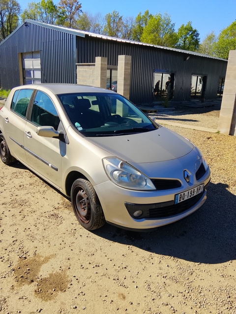 Renault clio iii Clio 1.2 16V 75 Expression