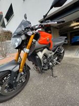 YAMAHA 2014 occasion 84100 Orange