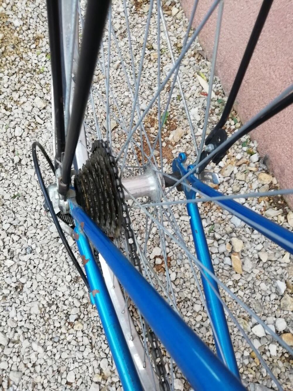 V&eacute;lo mixte adulte cause d&eacute;part Diamondback Curaca Vélos